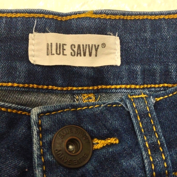 USED BLUE SAVVY DISTRESSED JEANS FRAY ON POCKETS SIZE 5/27 BLUE INSEAM 25INCH - Picture 2 of 14